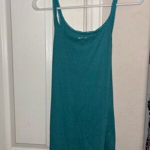 Set of three Old Navy Tank Top/camis
